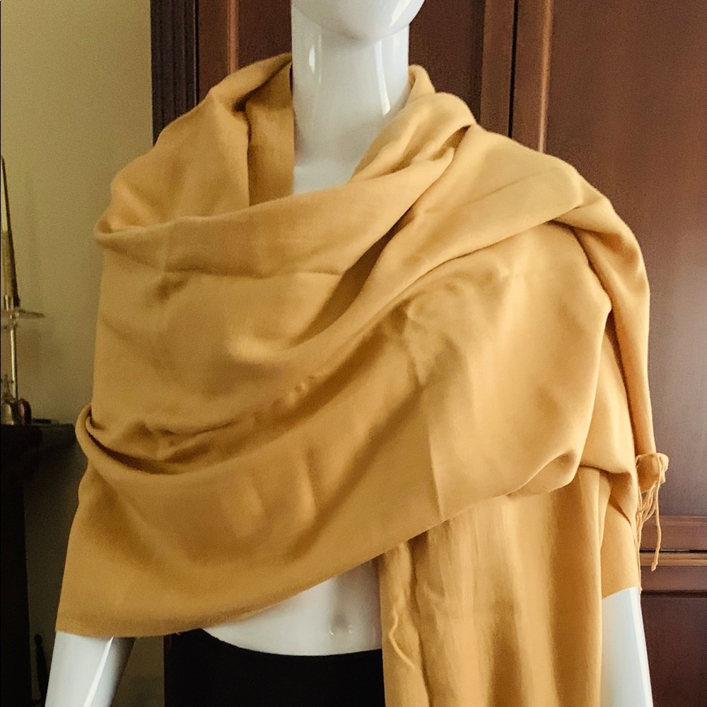 Beatiful soft Natural tan color pashmina shawl XL